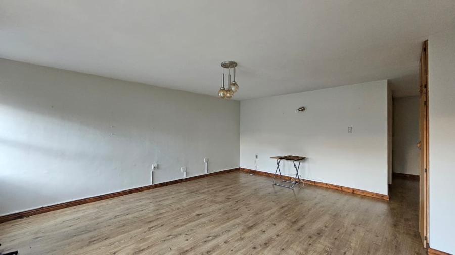 To Let 3 Bedroom Property for Rent in Doorn Free State